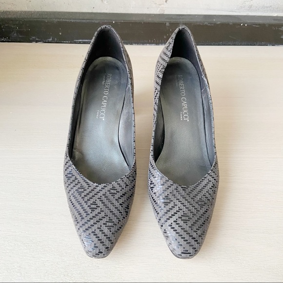 Roberto Capucci Grey Textured Heel - Picture 2 of 5